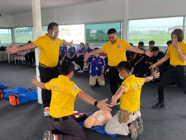 อบรมภาคปฏิบัติ — ฐิติกาล Thitikal Ambulance